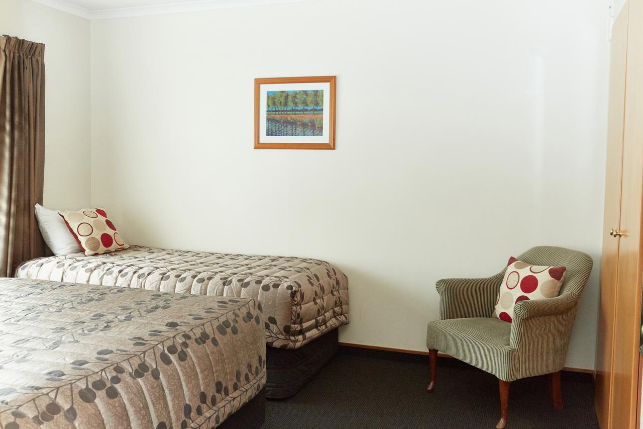 Motel Admiral Court & 4*